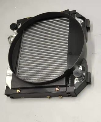 Personalisieren Sie das Kühlsystem Ihres Lastwagens mit einem Computer-Wasserkühlradiator KM2310